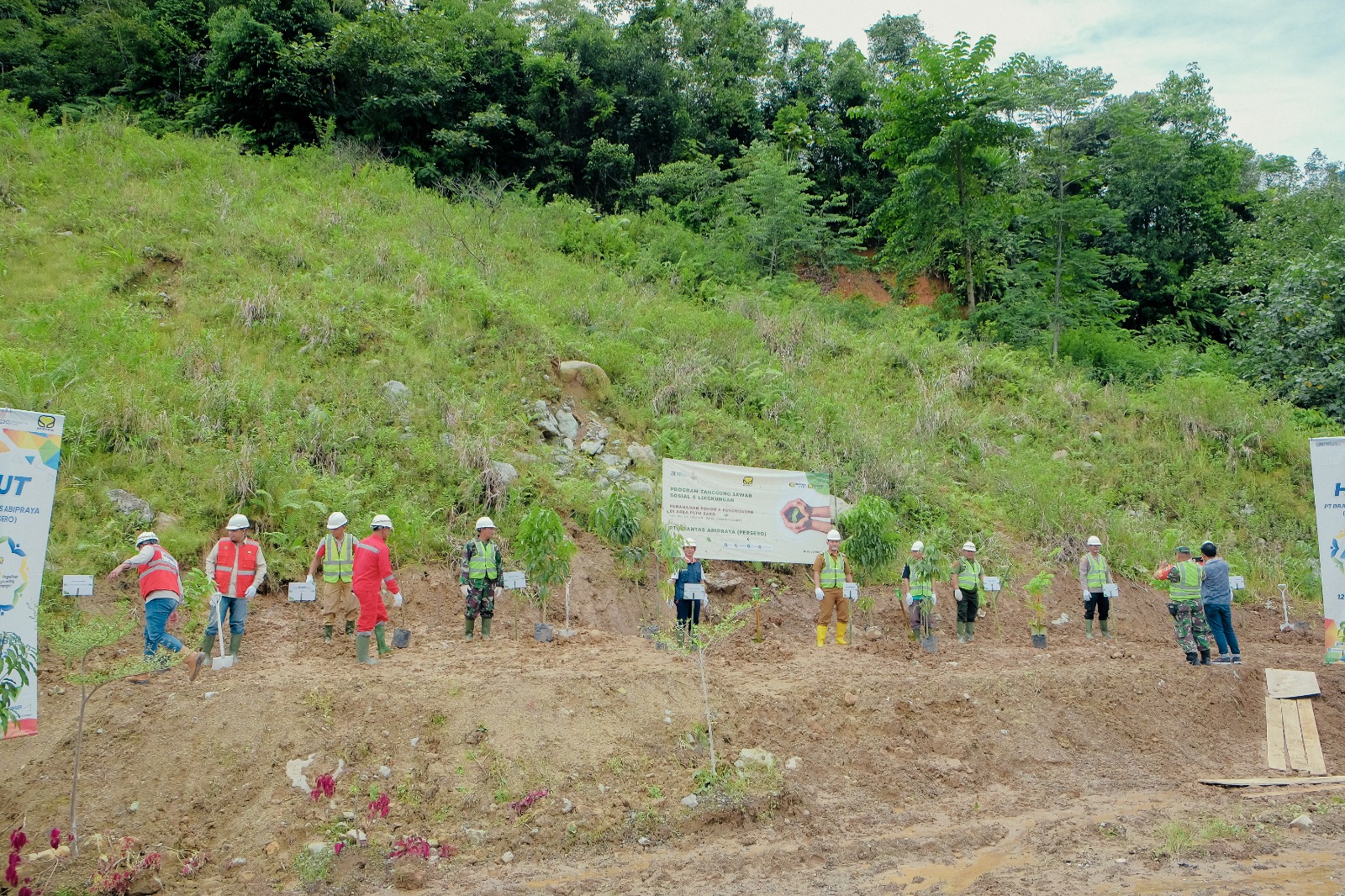 Through its subsidiary, Brantas Abipraya plants tree seedlings in Padang Guci